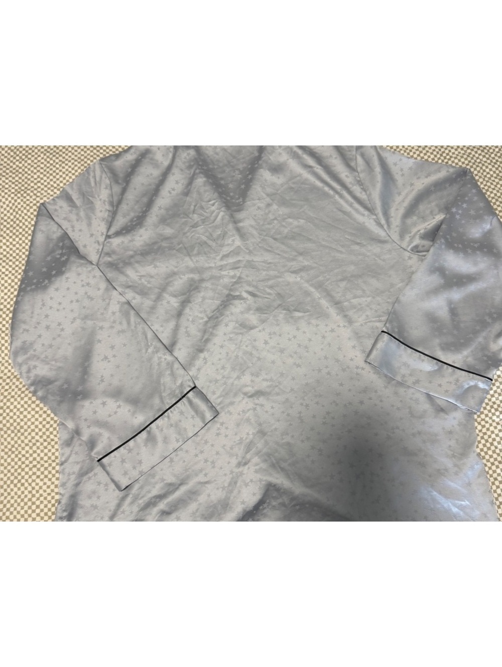 Victoria’s Secret Satin Pajama Top Star Print Blue Button Long Sleeve Size L - Picture 4 of 5